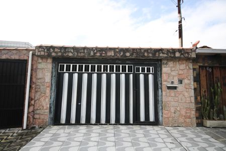 Casa para alugar com 176m², 3 quartos e 2 vagasFachada