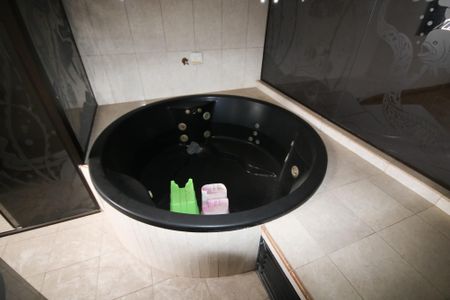 Casa para alugar com 176m², 3 quartos e 2 vagasBanheiro da Suíte 1