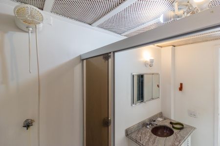 Apartamento à venda com 85m², 3 quartos e sem vagaBanheiro