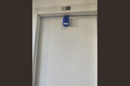Apartamento para alugar com 43m², 2 quartos e 1 vagalockbox