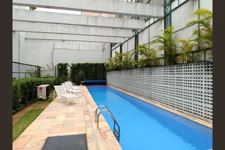 Apartamento à venda com 134m², 2 quartos e 2 vagas Apartamento à venda com 134m², 2 quartos e 2 vagasPiscina