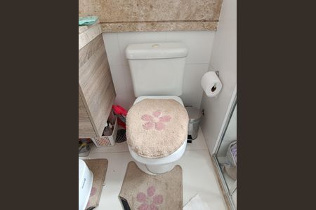 Apartamento à venda com 134m², 2 quartos e 2 vagas Apartamento à venda com 134m², 2 quartos e 2 vagasBanheiro da Suíte 2