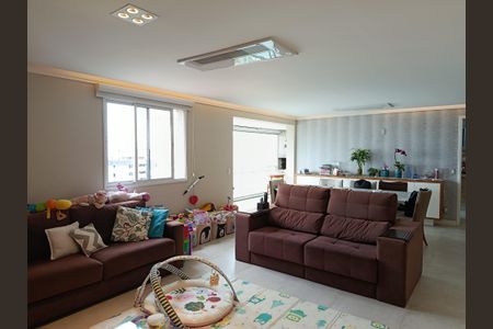 Apartamento à venda com 134m², 2 quartos e 2 vagas Apartamento à venda com 134m², 2 quartos e 2 vagasSala