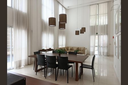 Apartamento à venda com 134m², 2 quartos e 2 vagas Apartamento à venda com 134m², 2 quartos e 2 vagasÁrea comum - Salão de festas