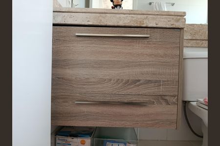 Apartamento à venda com 134m², 2 quartos e 2 vagas Apartamento à venda com 134m², 2 quartos e 2 vagasBanheiro da Suíte 1