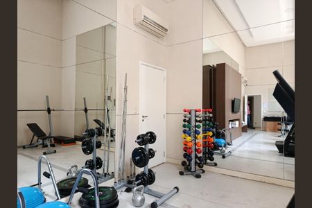 Apartamento à venda com 134m², 2 quartos e 2 vagas Apartamento à venda com 134m², 2 quartos e 2 vagasAcademia