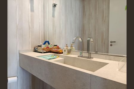 Apartamento à venda com 134m², 2 quartos e 2 vagas Apartamento à venda com 134m², 2 quartos e 2 vagasLavabo