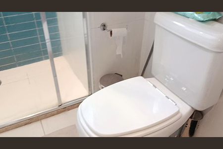 Apartamento à venda com 134m², 2 quartos e 2 vagas Apartamento à venda com 134m², 2 quartos e 2 vagasBanheiro da Suíte 2