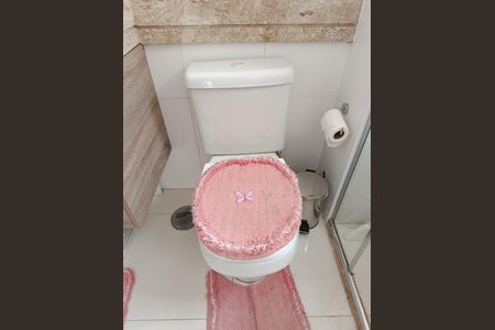 Apartamento à venda com 134m², 2 quartos e 2 vagas Apartamento à venda com 134m², 2 quartos e 2 vagasBanheiro da Suíte 1