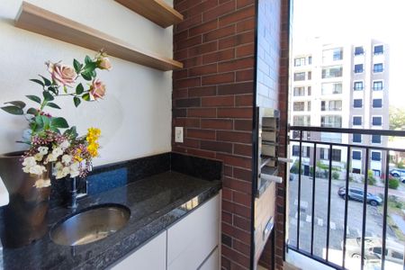 Apartamento à venda com 77m², 2 quartos e 2 vagas Apartamento à venda com 77m², 2 quartos e 2 vagasVaranda gourmet