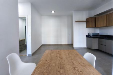 Apartamento à venda com 77m², 2 quartos e 2 vagas Apartamento à venda com 77m², 2 quartos e 2 vagasSala
