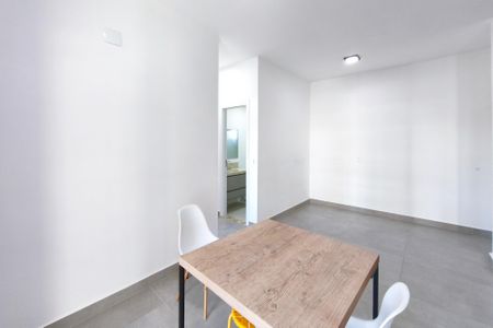 Apartamento à venda com 77m², 2 quartos e 2 vagas Apartamento à venda com 77m², 2 quartos e 2 vagasSala