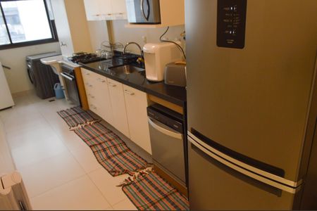 Apartamento para alugar com 134m², 3 quartos e 2 vagasCozinha