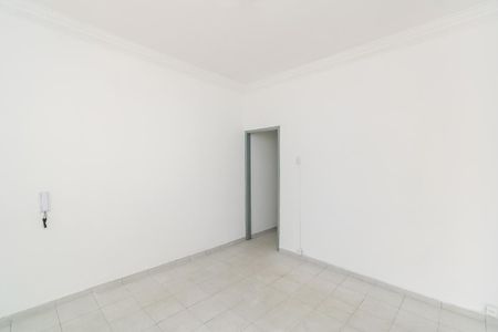 Casa para alugar com 90m², 2 quartos e 5 vagas Casa para alugar com 90m², 2 quartos e 5 vagasSala