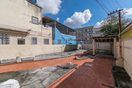 Casa para alugar com 90m², 2 quartos e 5 vagas Casa para alugar com 90m², 2 quartos e 5 vagasVaranda