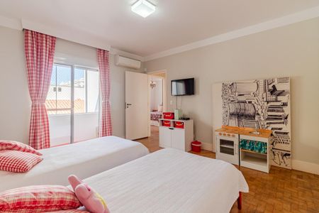 Casa à venda com 350m², 3 quartos e 4 vagasQuarto 1