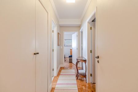 Casa à venda com 350m², 3 quartos e 4 vagasBanheiro da Suíte