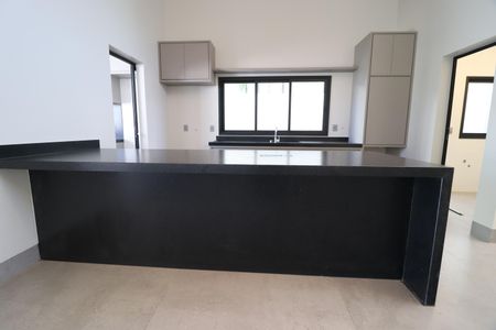 Casa de condomínio para alugar com 212m², 3 quartos e 3 vagasCozinha