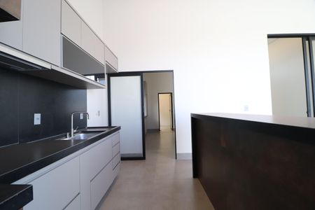 Casa de condomínio para alugar com 212m², 3 quartos e 3 vagasVaranda gourmet