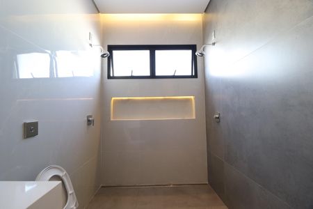 Casa de condomínio para alugar com 212m², 3 quartos e 3 vagasBanheiro da Suíte 3