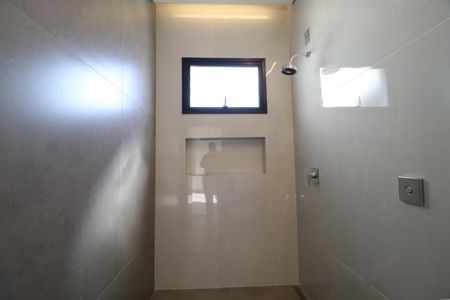Casa de condomínio para alugar com 212m², 3 quartos e 3 vagasBanheiro da Suíte