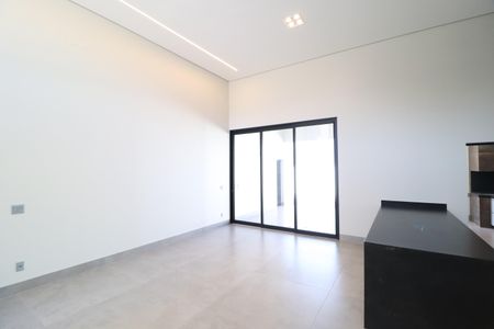 Sala de casa de condomínio para alugar com 3 quartos, 212m² em Laranjeiras, Uberlândia