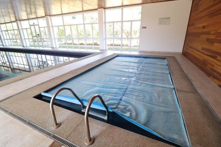 Casa de condomínio para alugar com 212m², 3 quartos e 3 vagasÁrea comum - Piscina