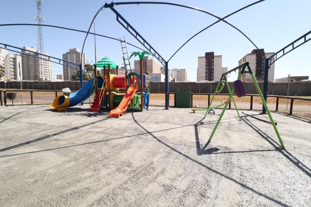 Casa de condomínio para alugar com 212m², 3 quartos e 3 vagasÁrea comum - Playground