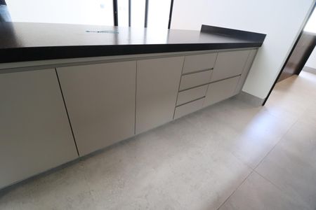 Casa de condomínio para alugar com 212m², 3 quartos e 3 vagasCozinha