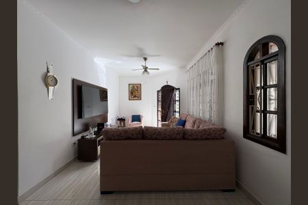 Casa à venda com 147m², 3 quartos e 3 vagasSala