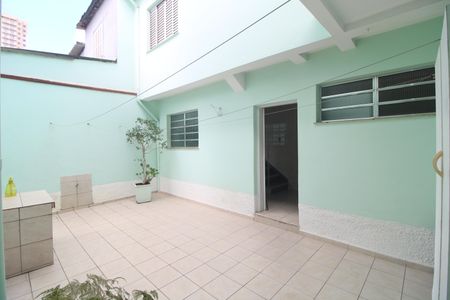 Casa à venda com 240m², 3 quartos e 2 vagasÁrea de Serviço