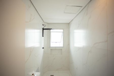 Casa à venda com 140m², 3 quartos e 1 vagaBanheiro