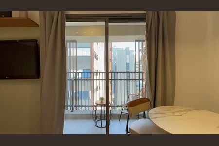 Studio à venda com 33m², 1 quarto e sem vaga Studio à venda com 33m², 1 quarto e sem vagaSacada