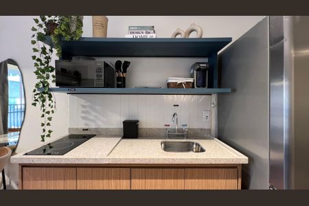 Studio à venda com 33m², 1 quarto e sem vaga Studio à venda com 33m², 1 quarto e sem vagaCozinha