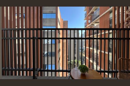 Studio à venda com 33m², 1 quarto e sem vaga Studio à venda com 33m², 1 quarto e sem vagaSacada