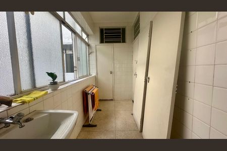 Apartamento à venda com 350m², 5 quartos e 3 vagasÁrea de serviço 