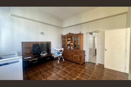 Apartamento à venda com 350m², 5 quartos e 3 vagasQuarto 