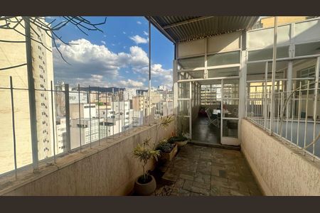 Apartamento à venda com 350m², 5 quartos e 3 vagasTerraço 
