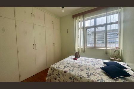 Apartamento à venda com 350m², 5 quartos e 3 vagasQuarto 