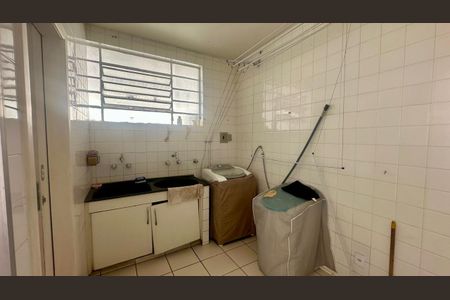 Apartamento à venda com 350m², 5 quartos e 3 vagasÁrea de serviço 