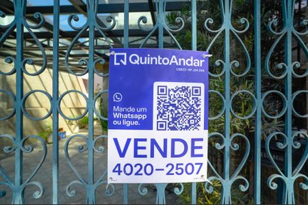 Casa à venda com 195m², 3 quartos e 2 vagas Casa à venda com 195m², 3 quartos e 2 vagasPlaca