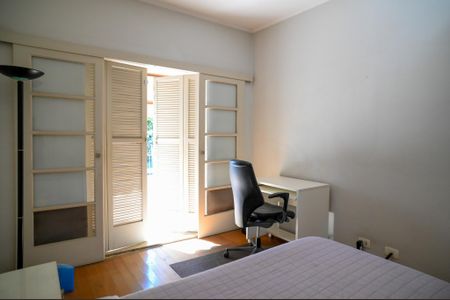 Casa à venda com 195m², 3 quartos e 2 vagas Casa à venda com 195m², 3 quartos e 2 vagasQuarto 3