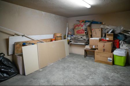 Casa à venda com 195m², 3 quartos e 2 vagas Casa à venda com 195m², 3 quartos e 2 vagasDepósito 2