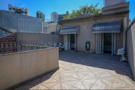 Casa à venda com 195m², 3 quartos e 2 vagas Casa à venda com 195m², 3 quartos e 2 vagasVaranda - Quarto 1 e 2