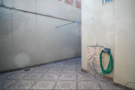 Casa à venda com 195m², 3 quartos e 2 vagas Casa à venda com 195m², 3 quartos e 2 vagasQuintal