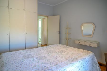 Casa à venda com 195m², 3 quartos e 2 vagas Casa à venda com 195m², 3 quartos e 2 vagasQuarto 1