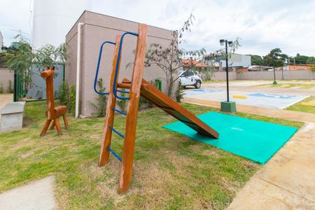 Apartamento à venda com 42m², 2 quartos e 1 vaga Apartamento à venda com 42m², 2 quartos e 1 vagaÁrea comum - Playground