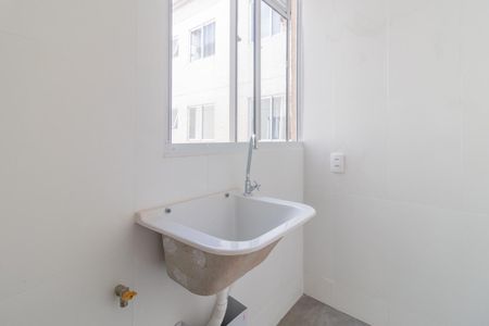 Apartamento à venda com 42m², 2 quartos e 1 vaga Apartamento à venda com 42m², 2 quartos e 1 vagaCozinha e Área de Serviço