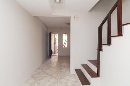 Casa para alugar com 120m², 4 quartos e 1 vaga Casa para alugar com 120m², 4 quartos e 1 vagaSala