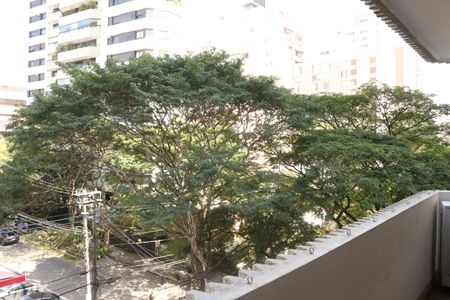 Apartamento à venda com 236m², 3 quartos e 3 vagasVaranda